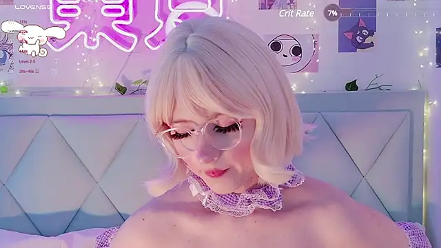 Snapshot of EffyEfans chatting on February 2025 11:36:02 AM EffyEfans online show from February 2025 11:36:02 AM