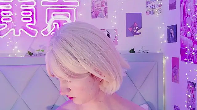 Snapshot of EffyEfans chatting on March 2025 04:37:02 AM EffyEfans online show from March 2025 04:37:02 AM