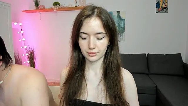 PollyFlame online show from September 2025 08:46:01 PM