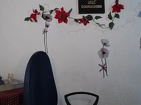 Liamiler01  online show from December 2024 11:58:01 AM