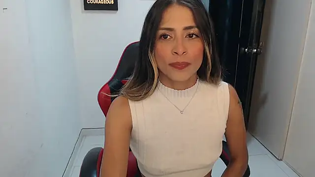 Liamiler01  online show from November 2025 11:38:01 PM