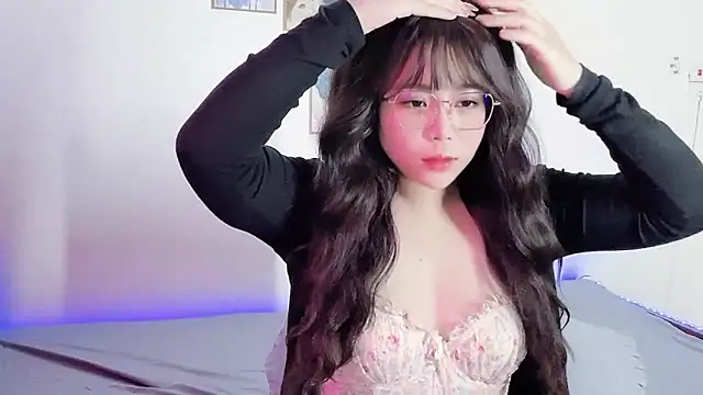 Snapshot of __Lyly__ chatting on January 2026 01:54:02 AM Lyly online show from January 2026 01:54:02 AM