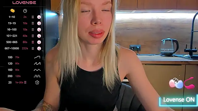 Olivia Bells online show from February 2026 09:38:01 PM