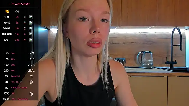 Snapshot of Olivia_Bells chatting on June 2026 09:48:01 PM Olivia Bells online show from June 2026 09:48:01 PM