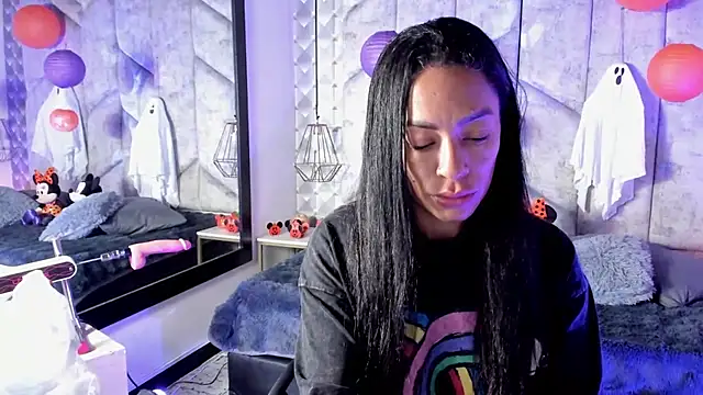 NiicolleMiller online show from October 2025 12:39:02 PM