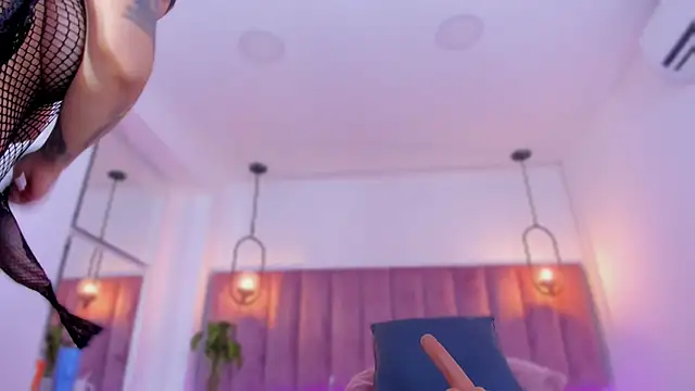 babepolly online show from April 2026 10:32:02 AM