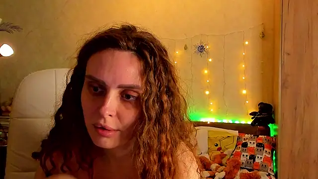 Snapshot of mia_grantes chatting on December 2024 08:48:01 PM mia grantes online show from December 2024 08:48:01 PM