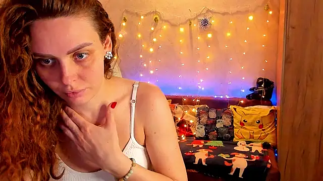 Snapshot of mia_grantes chatting on January 2025 04:02:02 PM mia grantes online show from January 2025 04:02:02 PM