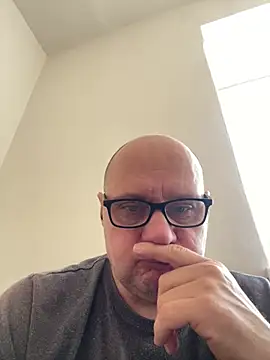 Snapshot of vanjbi45 chatting on February 2025 07:39:02 AM vanjbi45 online show from February 2025 07:39:02 AM