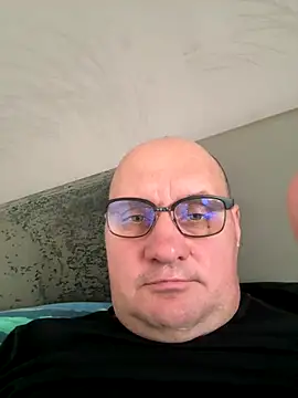 Snapshot of vanjbi45 chatting on September 2025 06:59:02 AM vanjbi45 online show from September 2025 06:59:02 AM