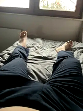 Snapshot of vanjbi45 chatting on December 2025 08:41:02 AM vanjbi45 online show from December 2025 08:41:02 AM