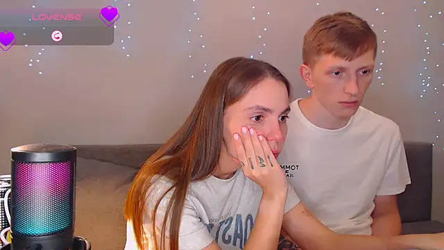 juliaanddima online show from March 2025 12:42:02 AM