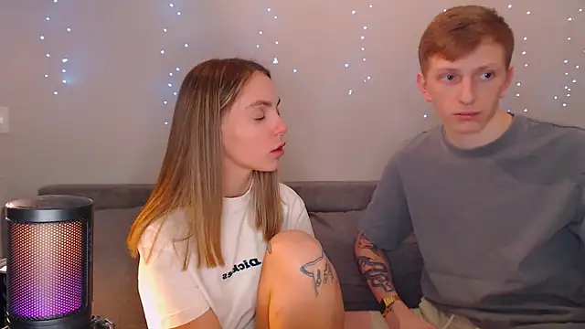 juliaanddima online show from March 2025 01:13:01 AM