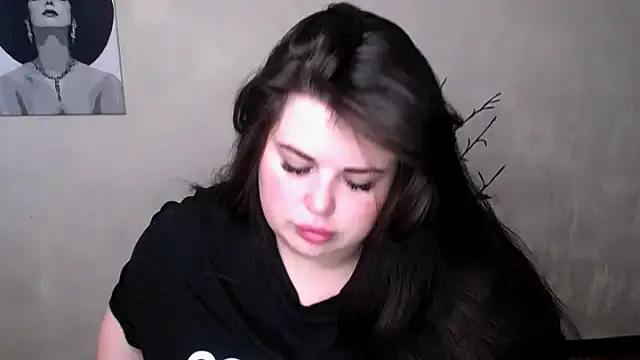 Emily Mo online show from September 2025 05:09:01 AM