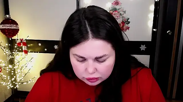 Emily Mo online show from December 2025 07:05:01 AM