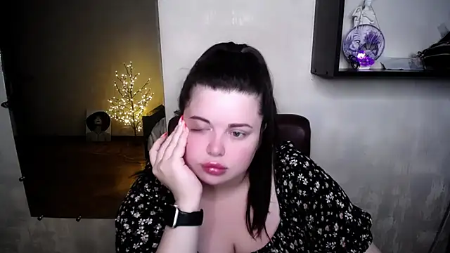 Snapshot of Emily_Mo chatting on July 2026 06:15:01 AM Emily Mo online show from July 2026 06:15:01 AM
