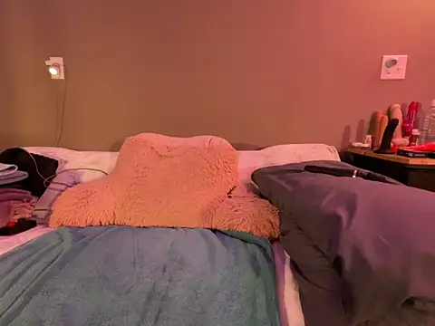 Snapshot of 1Lustfully_yours chatting on April 2026 03:07:02 PM 1Lustfully yours online show from April 2026 03:07:02 PM