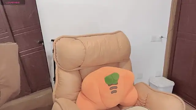 Snapshot of 4uoki chatting on September 2025 01:21:01 PM 4uoki online show from September 2025 01:21:01 PM