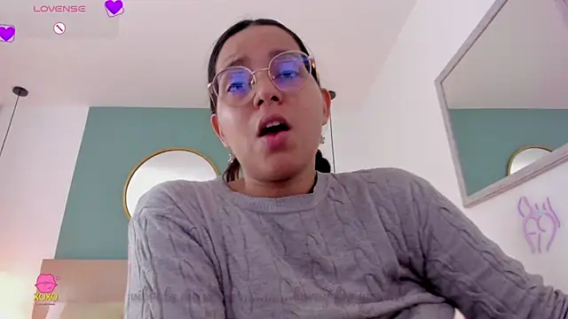 Snapshot of lucy_blue28 chatting on May 2026 12:56:02 PM lucy blue28 online show from May 2026 12:56:02 PM