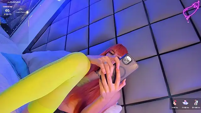 GeorginaCute  online show from September 2025 12:40:01 PM