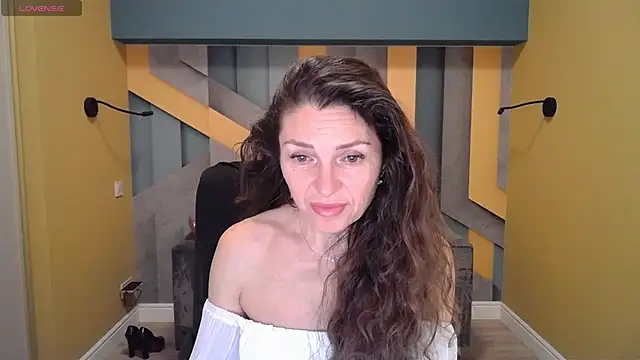 EllaLong online show from January 2025 12:31:02 PM