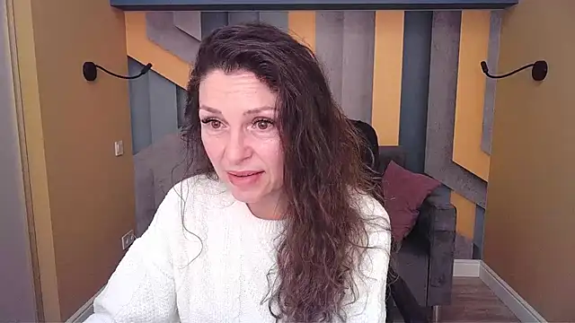 EllaLong online show from February 2026 12:31:01 PM