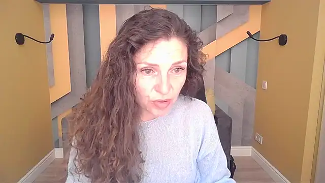 EllaLong online show from May 2026 11:31:02 AM