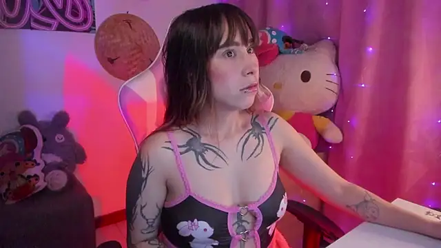 Snapshot of Waifu_Aika chatting on November 2025 03:23:01 AM Waifu Aika online show from November 2025 03:23:01 AM