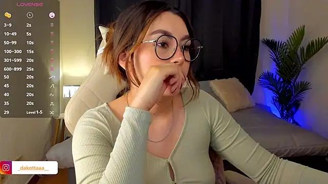 Snapshot of dakottaa_ chatting on September 2025 11:27:02 PM dakottaa online show from September 2025 11:27:02 PM