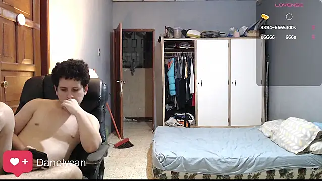Snapshot of DanelyLopez chatting on May 2026 01:03:01 AM DanelyLopez online show from May 2026 01:03:01 AM