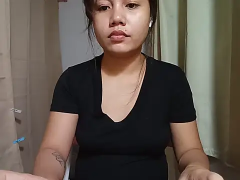 sweet goldenAngel online show from May 2026 05:34:02 PM