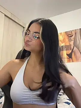 Cat2525 online show from April 2026 12:35:01 AM