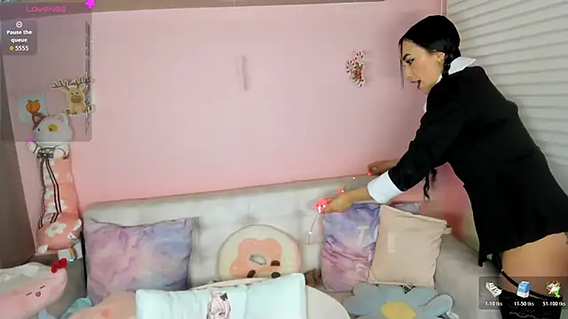 Snapshot of tinysara chatting on December 2025 04:25:01 PM tinysara online show from December 2025 04:25:01 PM