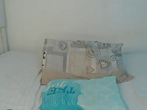 wetmypants online show from February 2026 10:10:02 PM