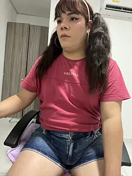 Snapshot of Violetacam_05 chatting on September 2025 10:49:01 AM Violetacam 05 online show from September 2025 10:49:01 AM