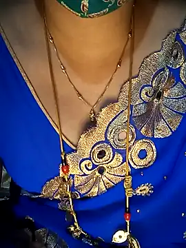 tuttifrutti17 online show from January 2025 05:38:01 PM