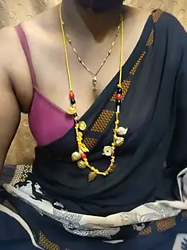 tuttifrutti17 online show from August 2026 05:16:01 PM