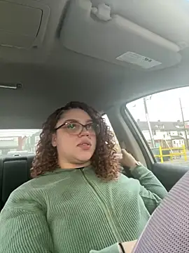 QueenNuttCollector online show from March 2025 10:42:01 PM