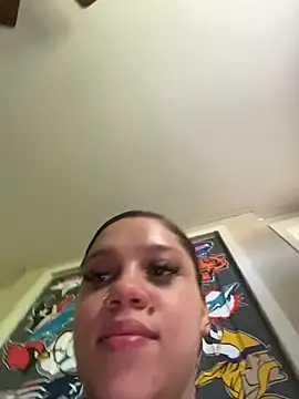 QueenNuttCollector online show from July 2026 09:06:01 PM