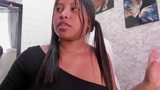 lunahot  07 online show from December 2024 03:58:01 PM