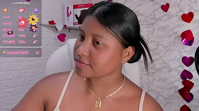 lunahot  07 online show from February 2025 06:21:02 PM