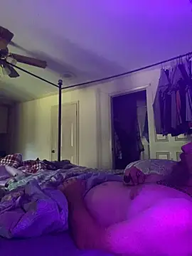 Snapshot of Themechanic420 chatting on April 2026 02:00:01 PM Themechanic420 online show from April 2026 02:00:01 PM