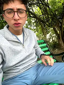 Snapshot of CamiRojas_boy chatting on June 2026 07:16:02 PM CamiRojas boy online show from June 2026 07:16:02 PM