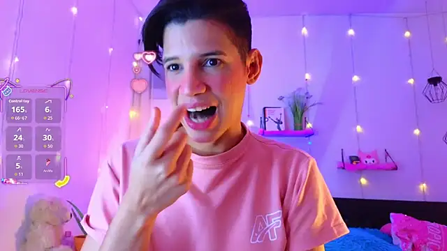 Ariel Femboy  online show from October 2025 03:04:02 AM