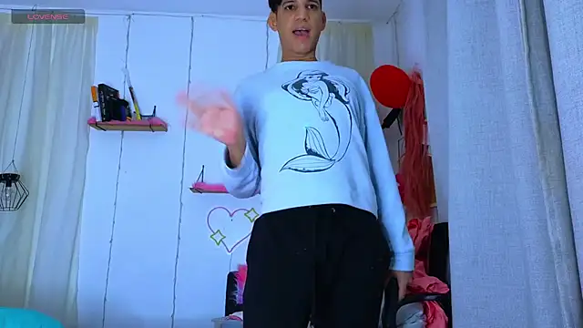 Snapshot of Ariel_Femboy_ chatting on March 2026 08:07:01 AM Ariel Femboy online show from March 2026 08:07:01 AM