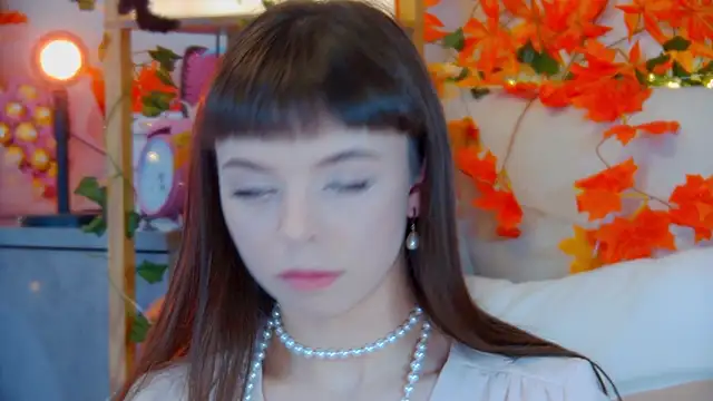 Snapshot of ElisabethDavis chatting on October 2025 02:19:01 PM ElisabethDavis online show from October 2025 02:19:01 PM