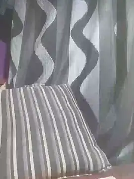 Snapshot of Hailey_BaileyXYZ chatting on December 2024 08:28:02 PM Hailey BaileyXYZ online show from December 2024 08:28:02 PM