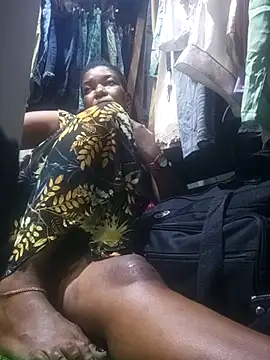 Snapshot of Hailey_BaileyXYZ chatting on October 2025 10:49:02 AM Hailey BaileyXYZ online show from October 2025 10:49:02 AM