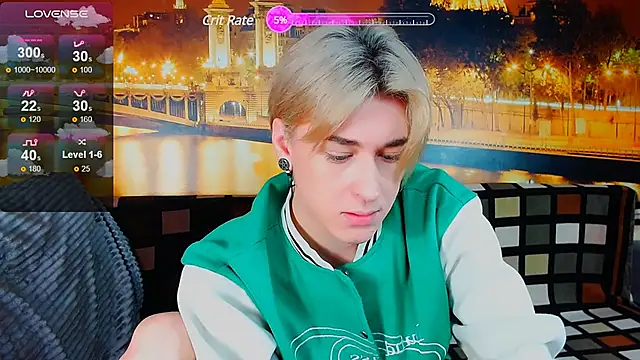 Snapshot of _YummyTony_ chatting on December 2024 06:05:02 PM YummyTony online show from December 2024 06:05:02 PM