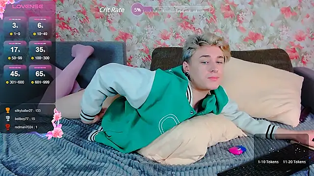 Snapshot of _YummyTony_ chatting on January 2025 07:59:02 PM YummyTony online show from January 2025 07:59:02 PM